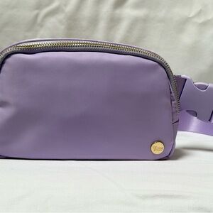 The Darling Effect All You Need Belt Bag in Luxe Lilac w/o Scarf